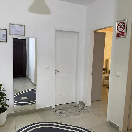 公寓 Marinela 地拉那